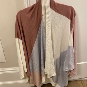 New without tag lululemon multicolor shawl